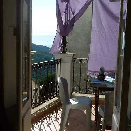 Casale Lucrezia Bed & Breakfast *