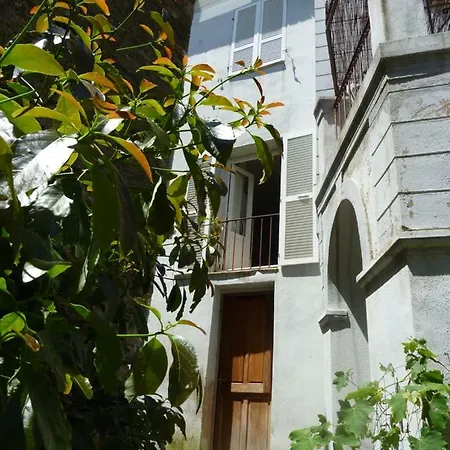 Bed & Breakfast Casale Lucrezia *