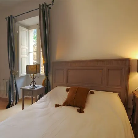 Casale Lucrezia *